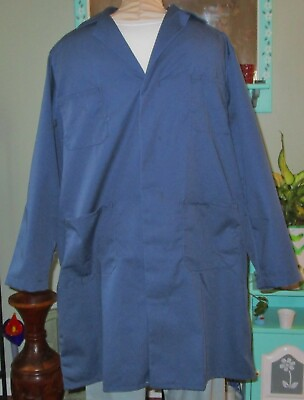 Best Medical Men L S Lab Coat Snaps 4 Pockets 38quot; Length Navy Sz Small 38 $15.99