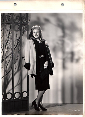 #ad HOLLYWOOD BEAUTY GINGER ROGERS by MIEHLE DBW STUNNING PORTRAIT 1942 Photo C34 $104.99