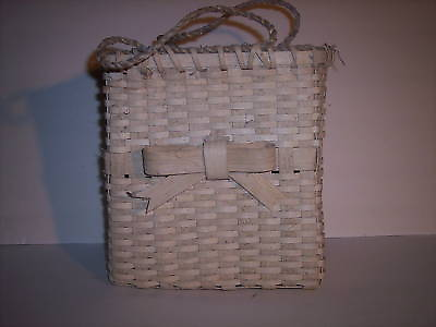 #ad Medium Gift basket kit with bow new original $15.00