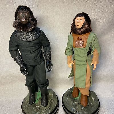 #ad 1998 99 Hasbro Planet of the Apes Action Figure . Figures with Fold $33.00
