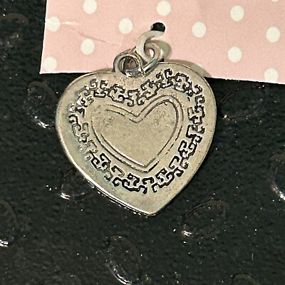 #ad Metal heart Bracelet Charm silver colored pendant $5.00