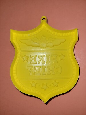 #ad Hallmark Cookie Cutter Fire Chief Badge 1978 Yellow $13.15