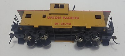 #ad HO Scale Bachmann Union Pacific #25743 Wide Vision Cupula Caboose $25.00