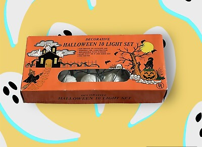 #ad Vintage Halloween Blow Mold Skulls Lite String Set Works Clover Dept Store 1980s $24.99