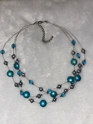 #ad Fashion three strand bead necklace 7” Inch $5.00