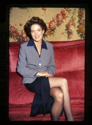 #ad Lara Flynn Boyle 1992 Photo Shoot Stamped Original 35mm Transparency $24.99