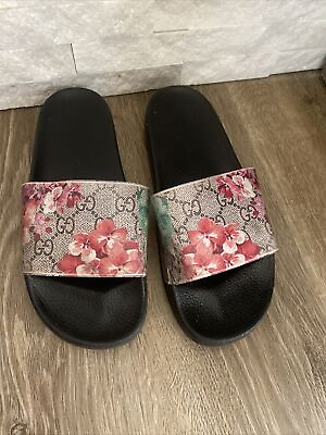 GUCCI Women#x27;s GG Blooms Supreme Floral Slides Flip Flops Size 9US $120.00