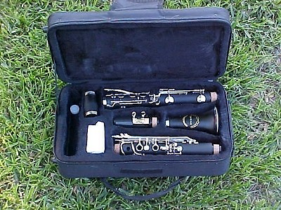 #ad CLARINET BANKRUPTCY SALE NEW INTERMEDIATE CONCERT BAND CLARINETS W YAMAHA PADS $123.49
