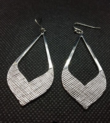 #ad Silver Oval Point Textured Dangle Fashion Jewelry Earrings $7.99