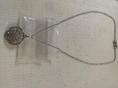 #ad Beautiful Avon Silver Tone Necklace $1.99