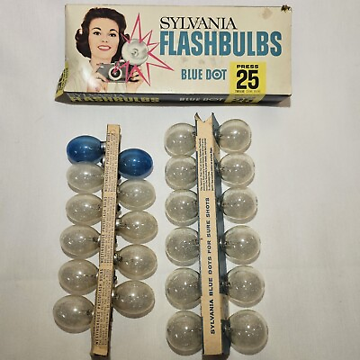 #ad Vintage Sylvania Blue Dot Press 25 Clear Flashbulbs 12 bulbs W 11 Wstnghse #5 $24.76
