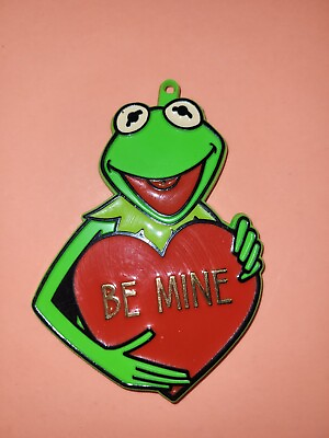 #ad Hallmark Cookie Cutter Kermit with Heart 1981 Painted $11.28
