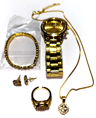 #ad New Women#x27;s Fashion Watch With Extras $23.60