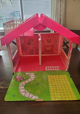 #ad Vintage 1992 Barbie Fold #x27;N Fun Home Case Pink Doll Play House NOT COMPLETE $44.99