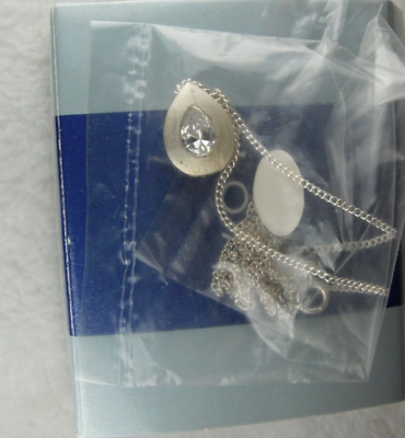 #ad Avon Teardrop Rhinestone 925 Pendant Open Work Heart Necklace Vintage NIB NOS $25.99