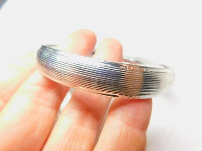 #ad Line Textured Silver Tone Metal Bangle Bracelet Vintage $5.17
