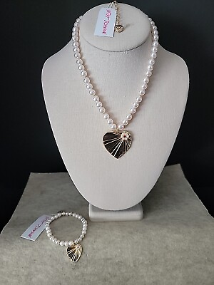 #ad BETSEY JOHNSON Faux Pearls amp; Heart Necklace Goldtone NWT With Matching Bracelet $50.00