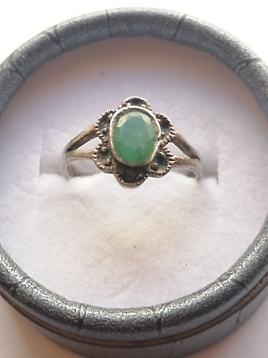 #ad Vtg Natural Green Emerald Sterling Silver 925 Natural Green Gem Rare Ring $59.99