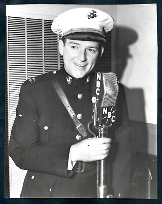 #ad CAPTAIN FLAGG WILLIAM GARGAN MARINE CORPS STORY TELLER AT NBC 1942 Photo Y 207 $19.99