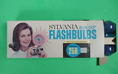 #ad Vintage Sylvania Blue Dot Press 25B Flashbulbs Box of 11 in original packaging $10.99