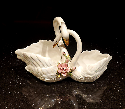 #ad Capodimonte Italy Two Swans Iridescent Porcelain Centerpiece Vase VTG 1950s RARE $150.00