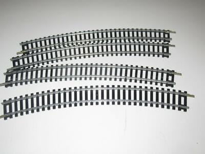 #ad HO FOUR SECTIONS OF 18quot; CURVE STEEL TRACK EXC. H21 $2.13