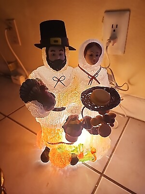 #ad Cracker Barrel Fall Harvest Thanksgiving Pilgrim Couple Light Up Pre owned $80.00