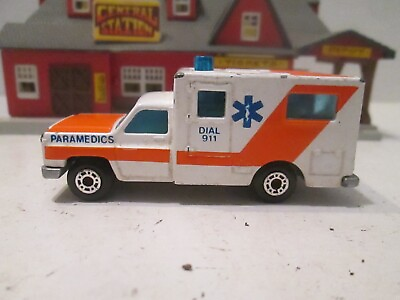 #ad Toys Matchbox Ambulance 1977 E 11 Paramedics Normal Wear Missing Right Rear Door $9.95