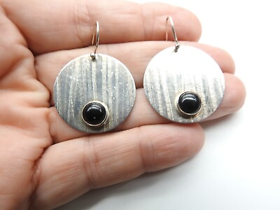 #ad Black Glass Textured Round Silver Tone Disc Dangle Pierced Earrings Vintage $5.17