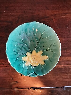 #ad Vintage Majolica Water Lily Germany Green Yellow Plate Zell 7.5quot; Collect Chipped $35.00