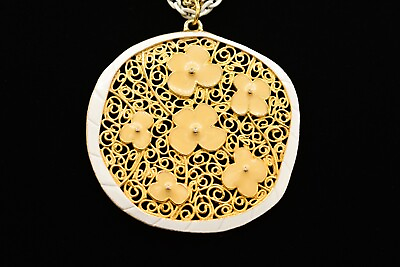 #ad Vintage Flower Pendant Necklace Off White Enamel Chain Brushed Gold Layered BinT $29.56