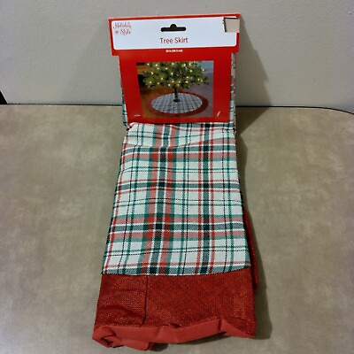 #ad Holiday Style Christmas Tree Skirt 38quot; Green Red Beige Plaid New $15.00