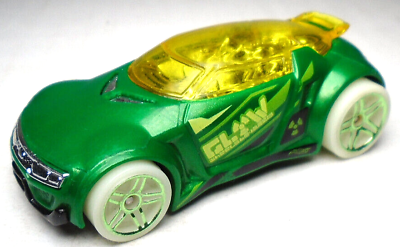 #ad 2004 HOT WHEELS HIGH VOLTAGE GREEN 1:64 DIECAST 2 5 8quot; CAR YELLOW amp; GLOW WHEELS $10.99