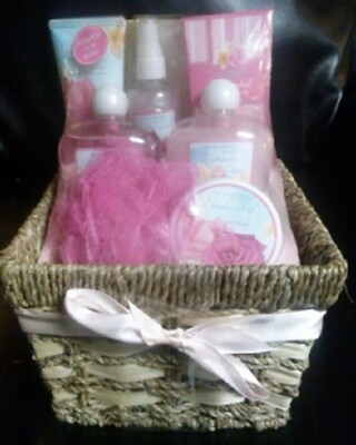 perfect body by opal in enchanted rose bath gift set $8.95