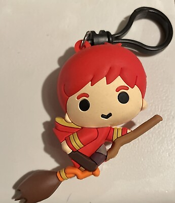 #ad Harry Potter Ron Weasley Quidditch Broom Bag Clip Good Condition $9.99