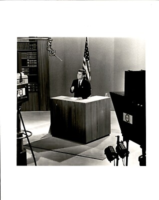 #ad BR51 Rare Original Photo JOHN F KENNEDY President Giving Televised Speech View $20.00