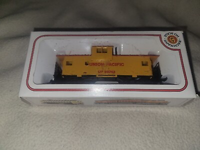 #ad HO Burlington Union Pacific #25743 Caboose Tyco Toy Train $8.00