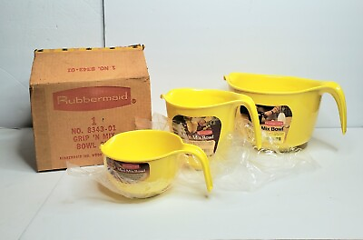 #ad Vintage Yellow Rubbermaid Mixing Bowls Mix n Grip 3003 3001 3004 3 Pieces in Box $130.00