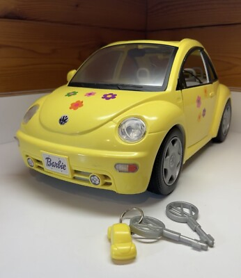 #ad Barbie Volkswagen Beetle Bug Car Yellow 2000 concept car 2 Keys And Seatbelts $49.00
