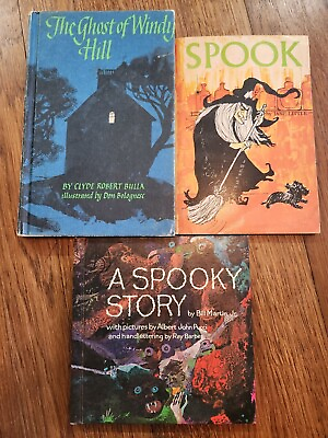 #ad Vintage Halloween Book Lot Of 3 Ghost Of Windy Hill Spook Spooky Story $19.99