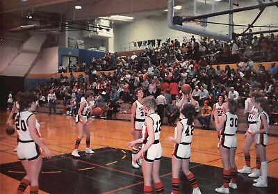 #ad Vtg Color Photo Regional 1985 EOSC Basketball Game #22 $3.50