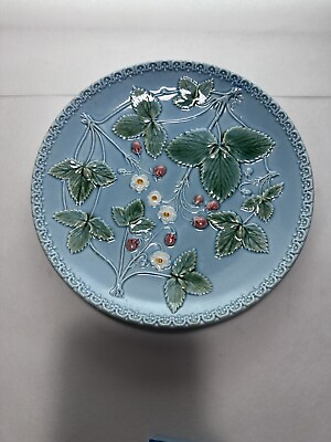 #ad Vtg Majolica art pottery plate 9.25”baby Blue with Strawberry By Zell #250 $39.00