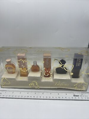 Collectible Parfums International Ltd Passion White Shoulders Chloe Set of 6 $45.00
