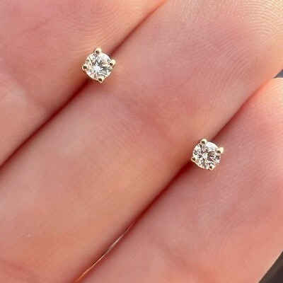 #ad Solid 14k yellow gold genuine very clean Diamond studs $170.00