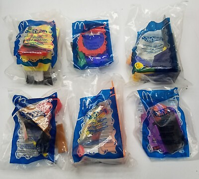 #ad McDonalds 2002 Hot Wheels Cars amp; Accessories Happy Meal Toys Complete Set of 6 $16.09