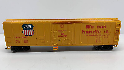 #ad HO Scale Bachmann Plug Door Box Car Reefer Train Union Pacific UP #166817 No Box $24.99