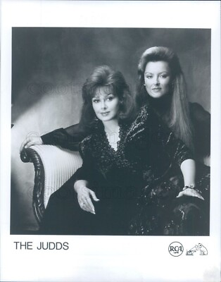 #ad Press Photo Famed Mother Daughter Country Duo The Judds $15.00
