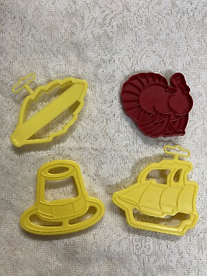 #ad Lot of 4 COOKIE CUTTERS Thanksgiving Autumn Plastic $8.00