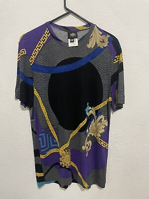 Versace Men T Shirt Size Large Worn Once Authenticity Guaranteed $199.99