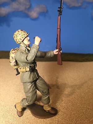 #ad 1 18 U.S. Marine Throwing a Hand Grenade Figure 21st Century Toys $25.00